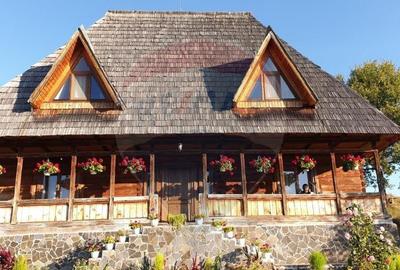 Casă cu 4 camere cu Teren 1500 Mp în Botiza - 8