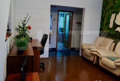 Apartament cu 3 camere decomandat în Central - 2