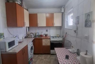 2 camere mobilat la 10 minute de Metrou Aparatorii Patriei - 9