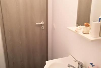 Apartament cu 3 camere semidecomandat în Central - 6