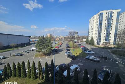 Spațiu comercial, de 375 mp, în Gării - 1
