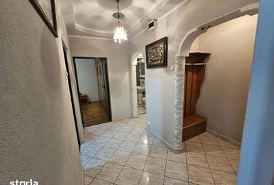 Apartament cu 4 camere în Siderurgiștilor - 2