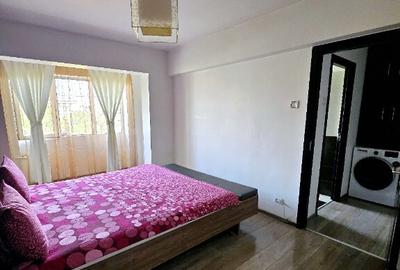 Vand apartament 2 Camere 9 Mai - 7