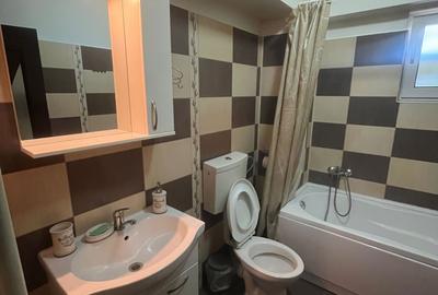 Apartament cu 2 camere semidecomandat în Craiovița Nouă - 2