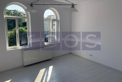 Casă individuală cu 9 camere cu Canalizare în Eminescu - 2