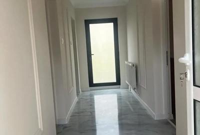 Casă cu 3 camere în Central - 9
