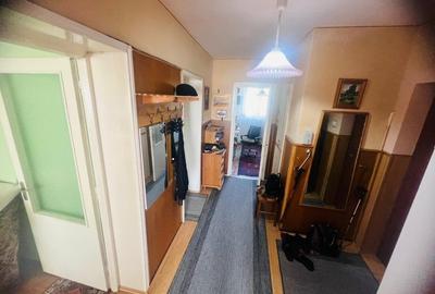 Vintage apartament  3 camere , Iuliu Maniu  ,zona excelenta etaj 3 - 11