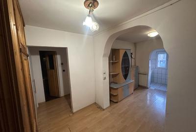 Apartament cu 2 camere decomandat în Nufărul - 7