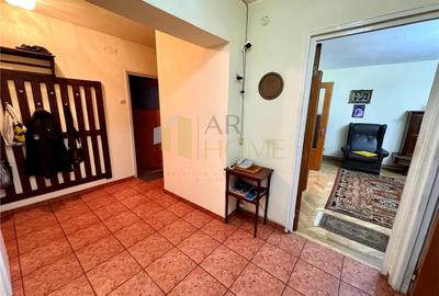 Vanzare apartament 4 camere, boxa si garaj propriu, in Ploiesti, zona Bd. Castan - 23