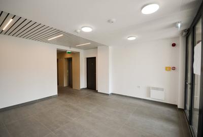 Apartament cu 3 camere semidecomandat în Tineretului - 16