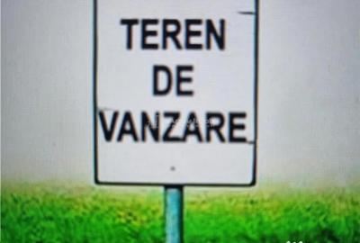 Teren de 300 mp, în Central - 9