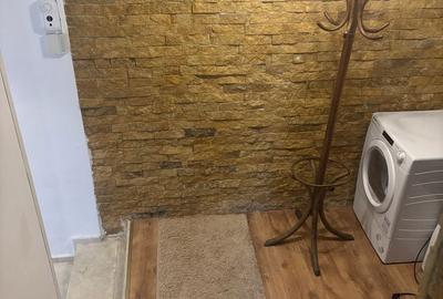 Apartament cu 2 camere decomandat în Calea Turzii