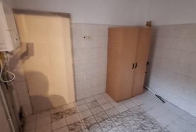 Capitol, imobil P+1, IDEAL BIROURI, 150 mp., curte - 10