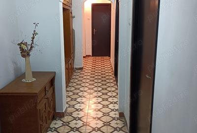 Inchiriez apartament cu 3 camere ultracentral - 9