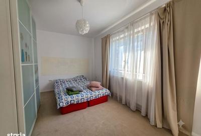Casă cu 4 camere în Florești