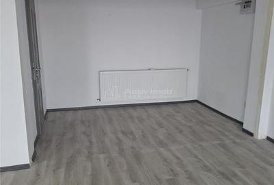 Spațiu comercial, de 60 mp, în Central