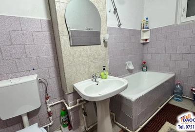 Apartament cu 2 camere decomandat în Mazepa 1
