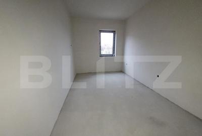 Apartament de vanzare, 3 camere, semidecomandat, bloc nou, z - 3