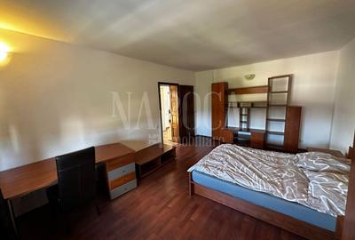 Apartament cu 3 camere semidecomandat în Central - 6