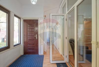 Casă cu 8 camere cu Teren 485 Mp în Central - 13