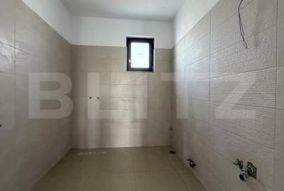 Casă cu 5 camere cu Canalizare în Podari - 4