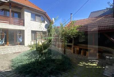 Vila spa?ioasa cu 5 dormitoare ?i curte de 730 mp - 9