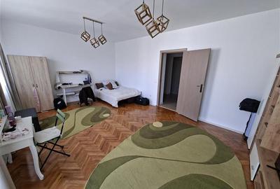 Apartament cu 3 camere semidecomandat, mobilat în Central - 3