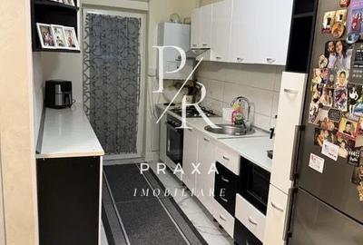 Apartament cu 3 camere semidecomandat în Luna - 3