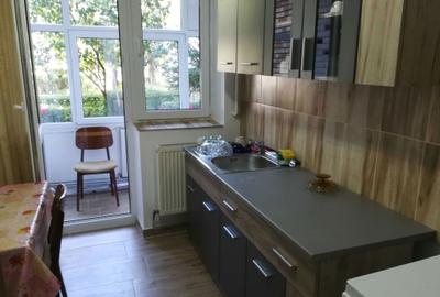 Apartament cu 2 camere semidecomandat în Trivale - 2