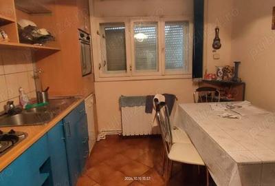 Teren de 1800 mp, în Central - 18