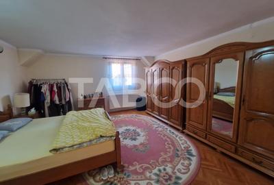 Casa individuala teren 979 mp gradina curte si terasa de vara Rasinari - 8