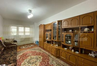 Apartament de vanzare cu 2 camere, etaj 1 - zona M-uri ,Cetate - 3