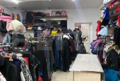 Spațiu comercial, de 40 mp, în Central - 3