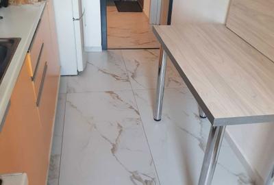 Apartament cu 2 camere decomandat în Astra - 4