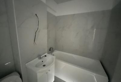 Apartament cu 2 camere nedecomandat în Uverturii