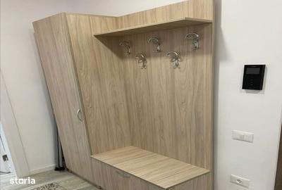 Garsonieră în Titan - 1