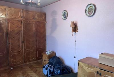 Apartament cu 4 camere semidecomandat în Gojdu - 4