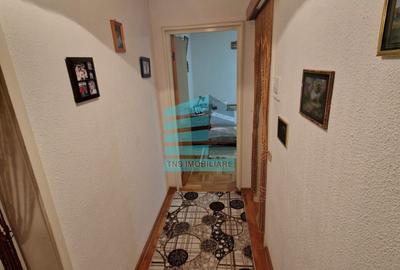 Apartament cu 3 camere decomandat în Titan - 9