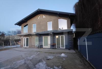 Casa cu 3 camere, 210 mp, zona semicentrala - 1