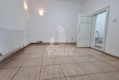 Apartament 2 camere in zona Parneava nemobilat - 2
