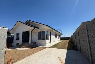 Casă cu 4 camere cu Teren 500 Mp în Sântandrei - 3