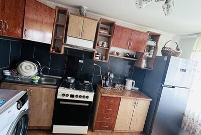 Casă cu 3 camere în Tocileni - 11