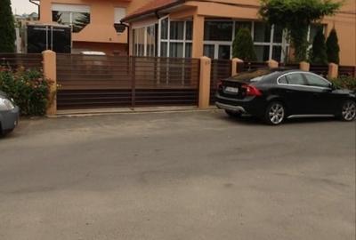 Casă individuală cu 5 camere cu Canalizare în Central - 1