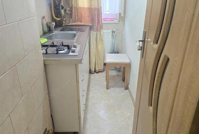 Garsonieră decomandată în Dacia - 10