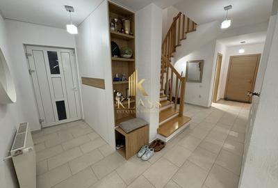 Casă individuală cu 5 camere cu Canalizare în Odăi - 4