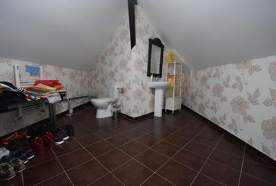 Casă individuală cu 4 camere cu Canalizare în Steaua - 14