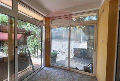 Inchiriere casa - vila cu 6 camere,  zona Cosbuc Inchiriere casa - vila cu 6 camere,  zona Cosbuc - 20