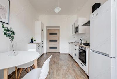 Apartament cu 2 camere decomandat în Take Ionescu