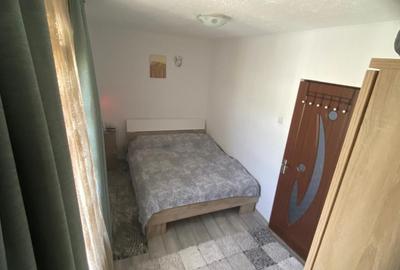 ENESCU , apartament cu 3 camere ,etaj 4 -acoperis! - 5