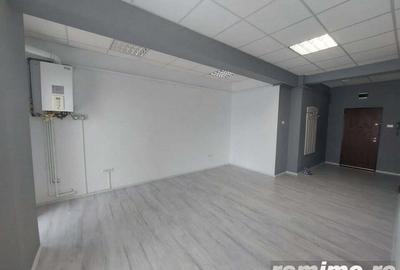 Spațiu comercial, de 47 mp, în Central